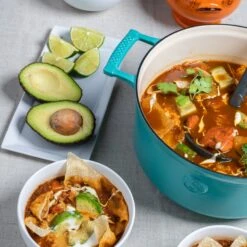 Saveur Selects Braadpan Voyage - Saveur Blue - ø 25 Cm / 4.7 Liter - Geëmailleerde Anti-aanbaklaag -Le Creuset Winkel 1 4 17