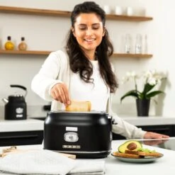 Westinghouse Retro Waterkoker + Broodrooster 2 Sleuven + Staafmixer - Zwart -Le Creuset Winkel 1200x1200 184