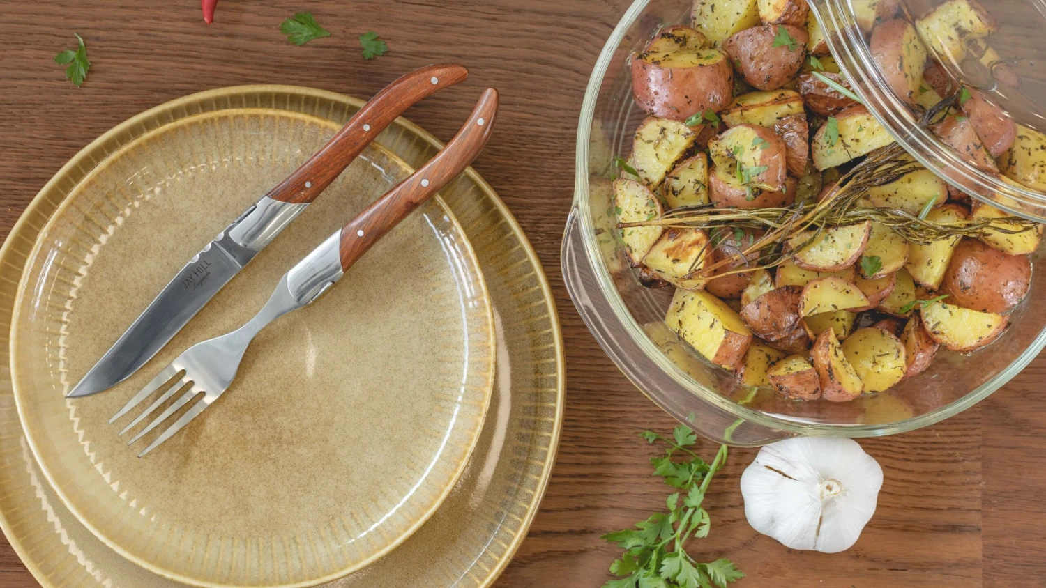 Sareva Ovenschaal Met Deksel - Hittebestendig Glas - ø 21.5 Cm / 2 Liter 5 Sareva Ovenschaal Met Deksel - Hittebestendig Glas - ø 21.5 Cm / 2 Liter - Afbeelding 3