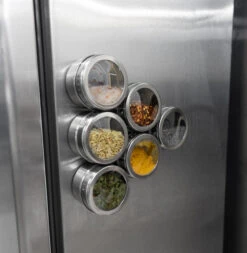 Blackwell Kruidenpotjes Magnetisch - Inclusief 9 Potjes - RVS -Le Creuset Winkel Kruidenpotjes 4