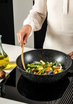 Westinghouse Wokpan Marble Wood - ø 30 Cm - Standaard Anti-aanbaklaag -Le Creuset Winkel bbbbn