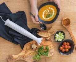 Alessi Staafmixer Plissé - 2 Standen - Wit - Michele De Lucchi - MDL10 W -Le Creuset Winkel staafmixer 1 1